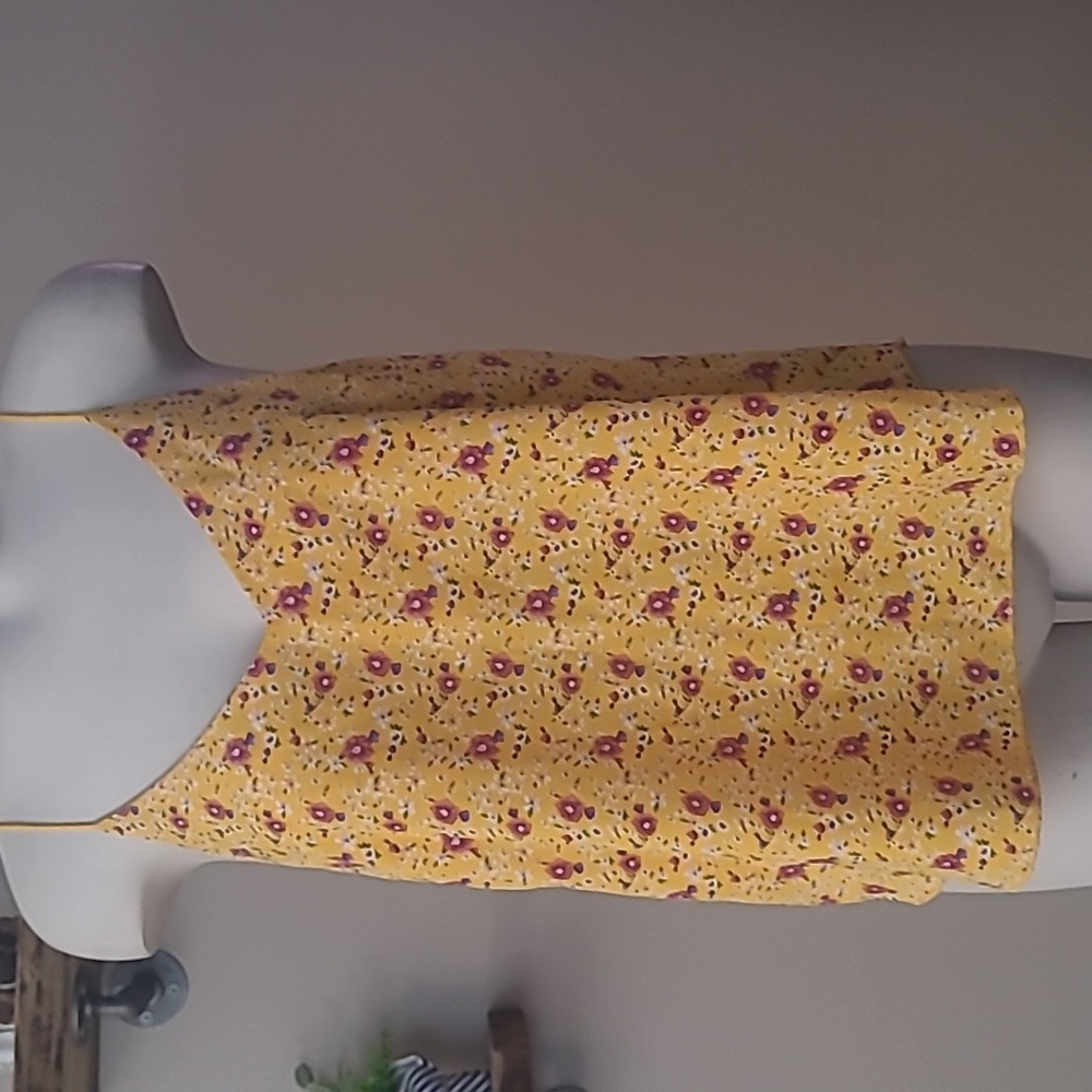 F21 Small Tank Top